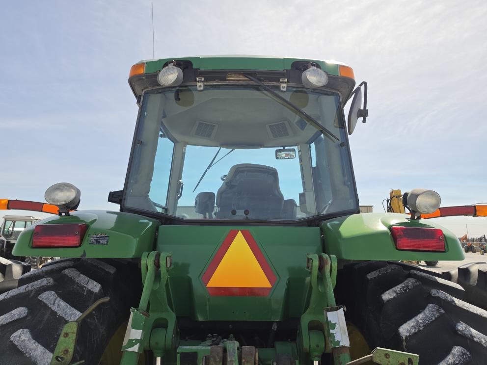 Image for 2002 John Deere 8420