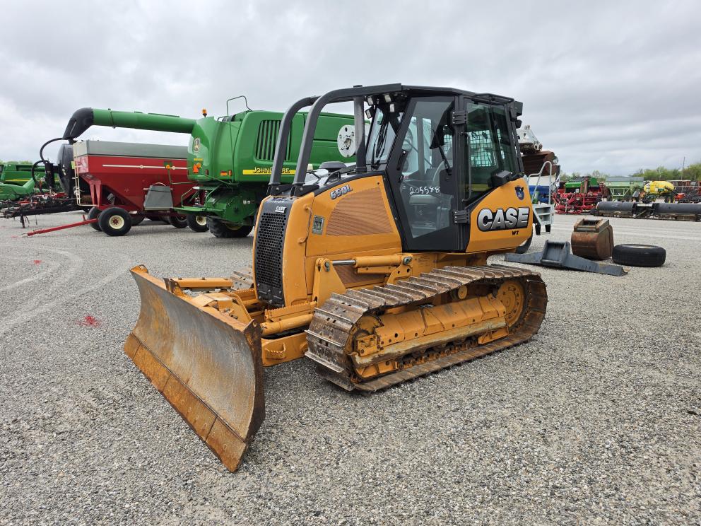 Image for 2015 Case 650L WT