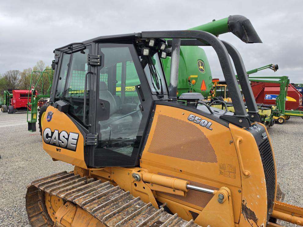 Image for 2015 Case 650L WT