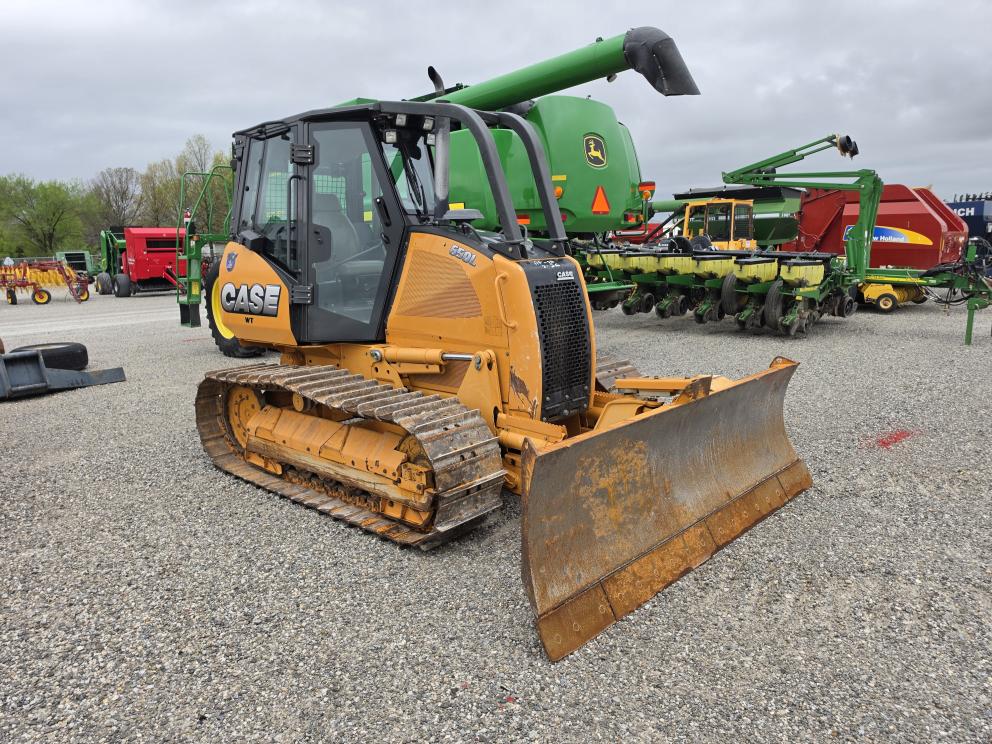 Image for 2015 Case 650L WT