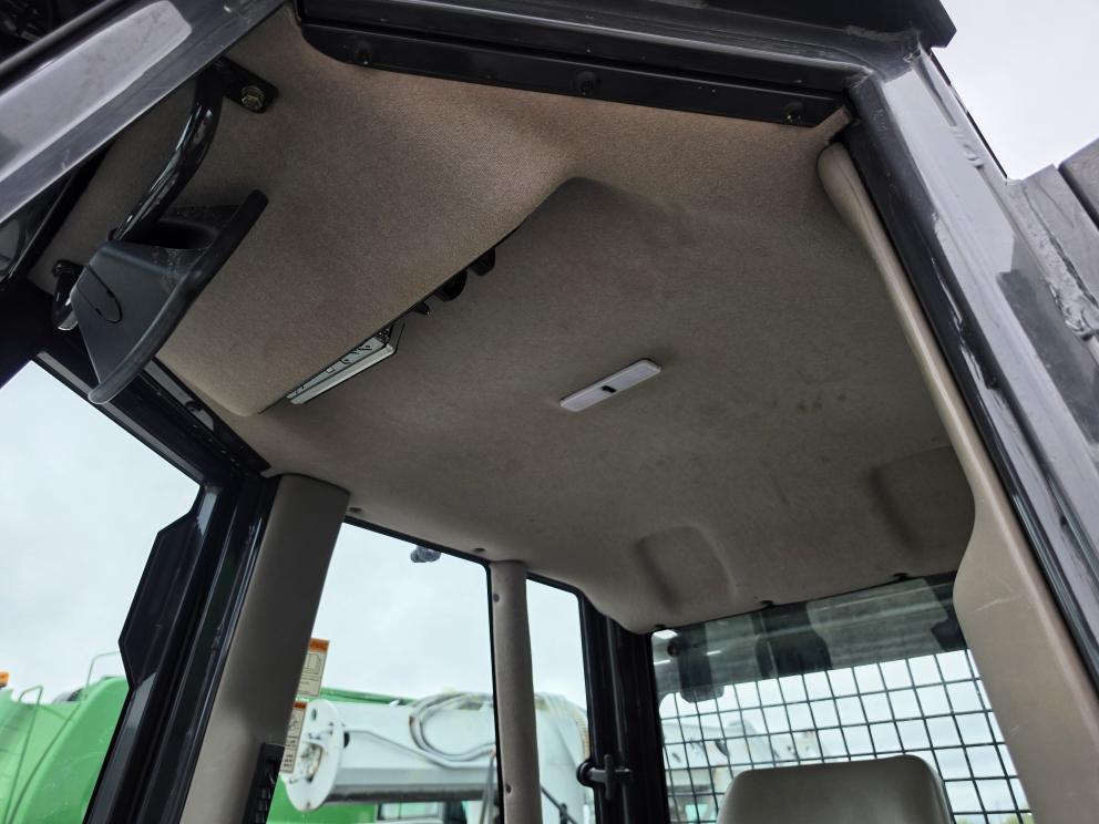 Image for 2015 Case 650L WT