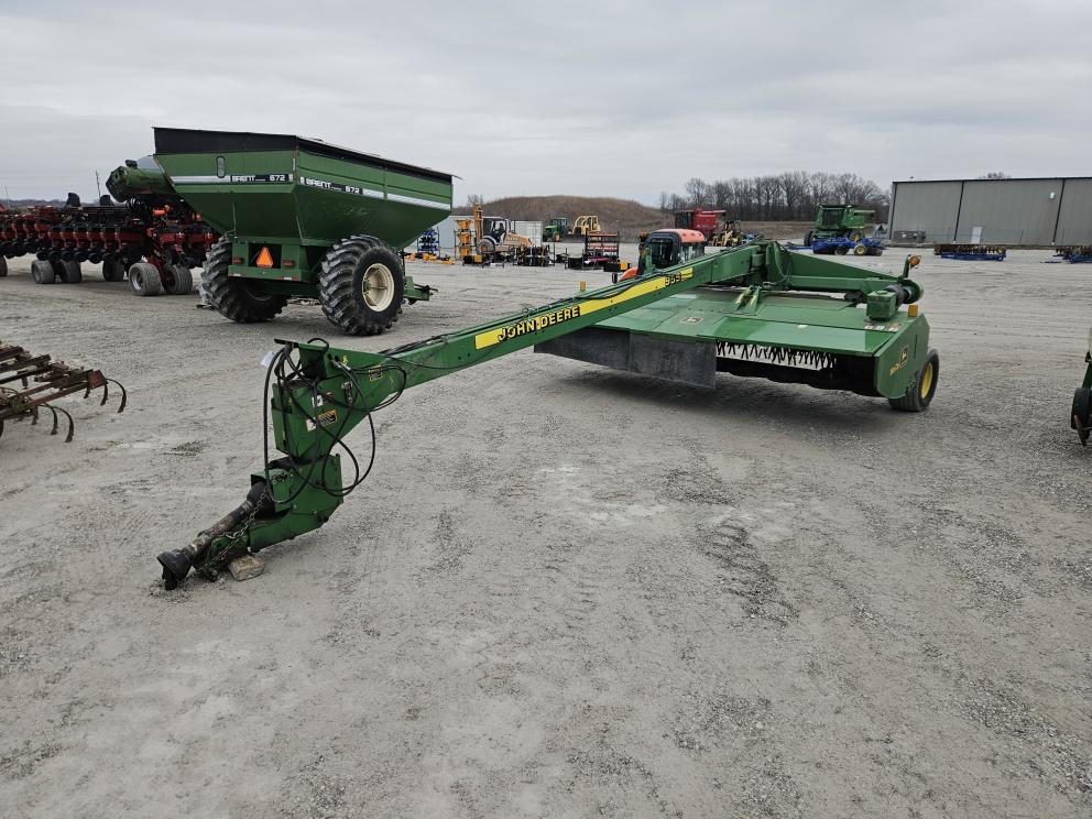 Image for 1998 John Deere 955