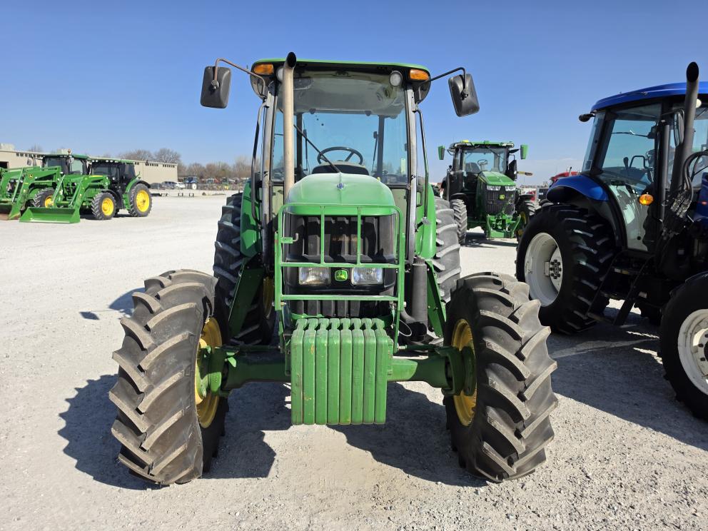 Image for 2011 John Deere 6140D