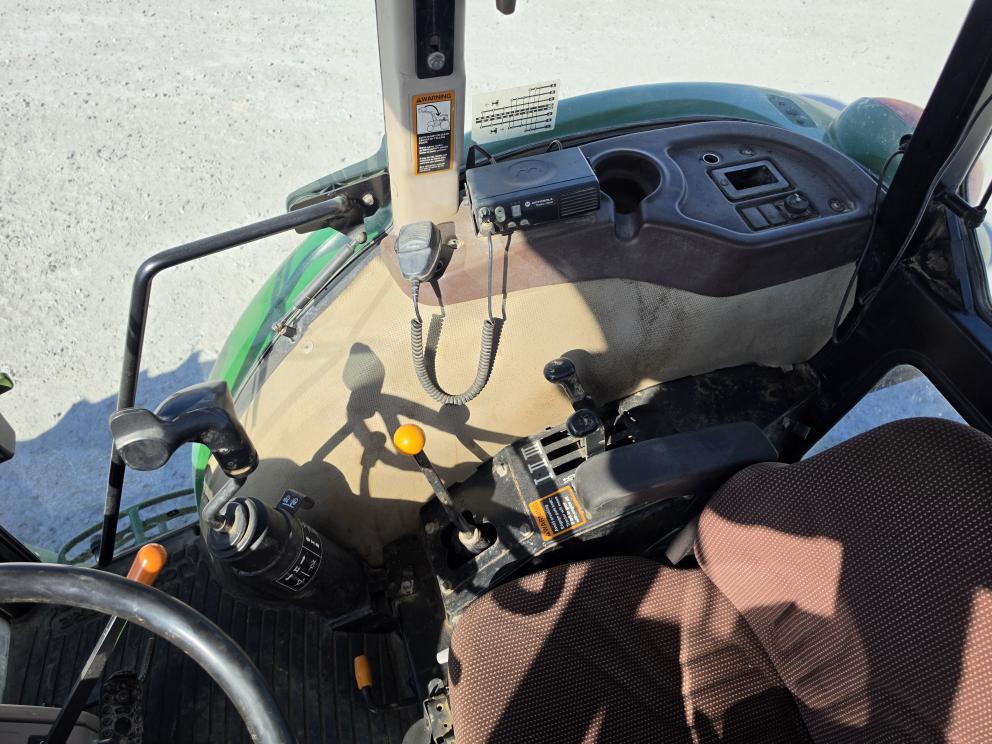 Image for 2011 John Deere 6140D