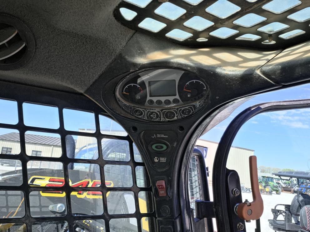 Image for 2016 Bobcat T595