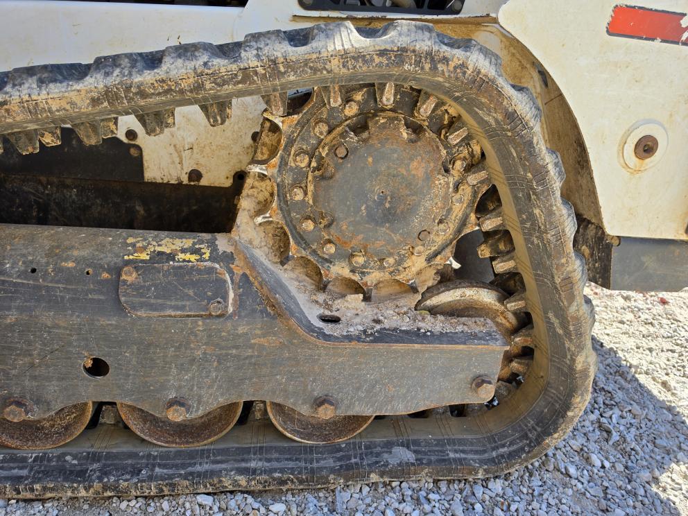 Image for 2016 Bobcat T595