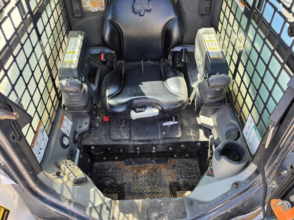 Image for 2016 Bobcat T595