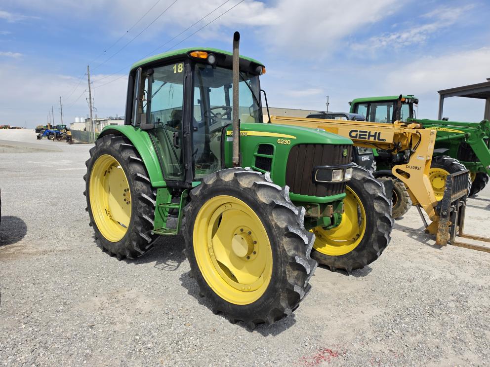 Image for 2010 John Deere 6230