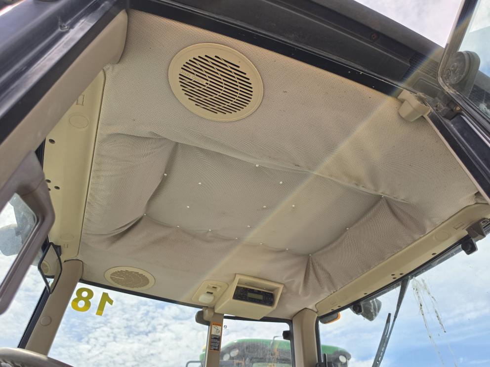 Image for 2010 John Deere 6230