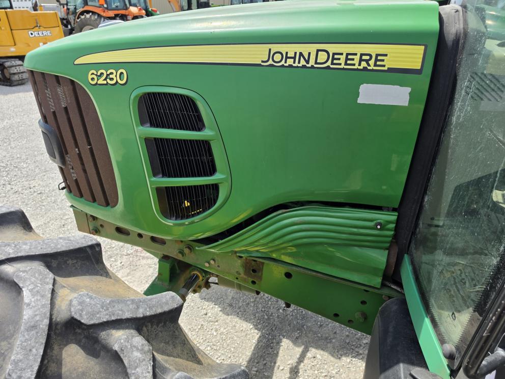Image for 2010 John Deere 6230