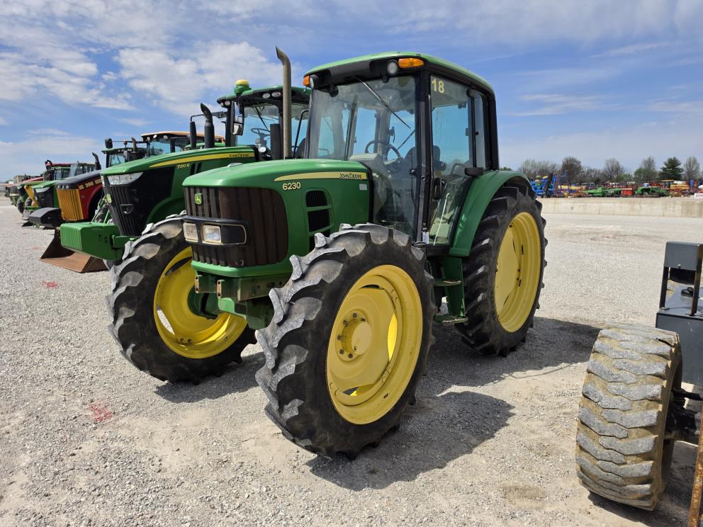 Image for 2010 John Deere 6230