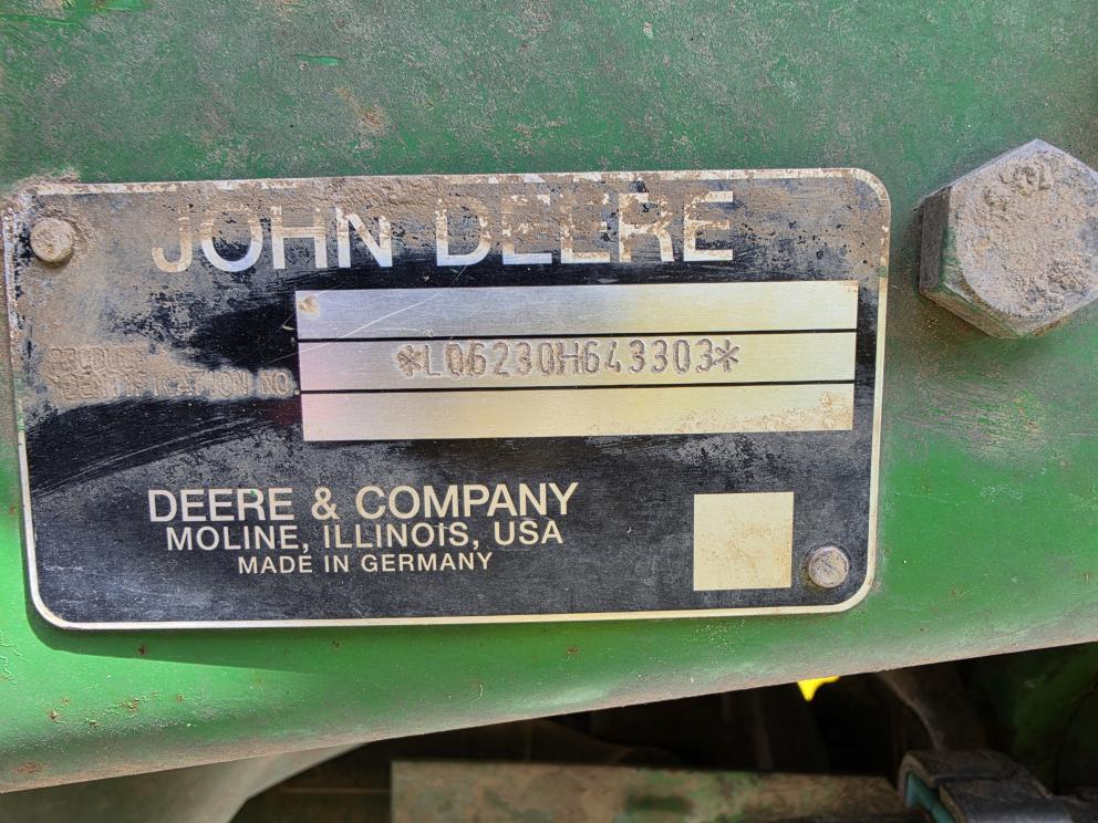 Image for 2010 John Deere 6230