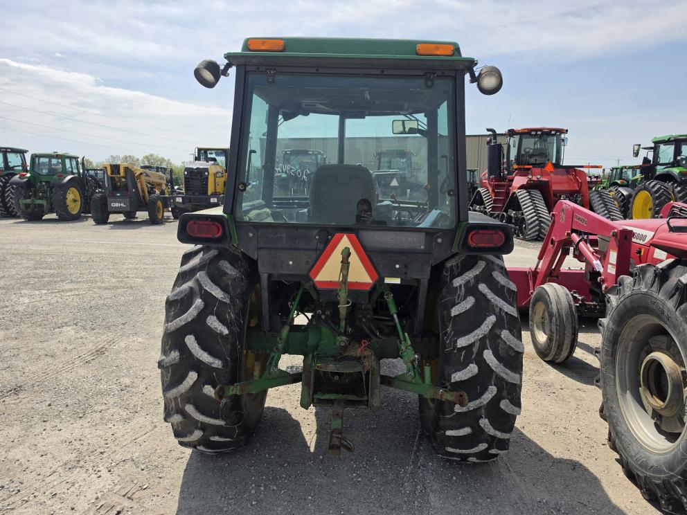 Image for 1992 John Deere 2355