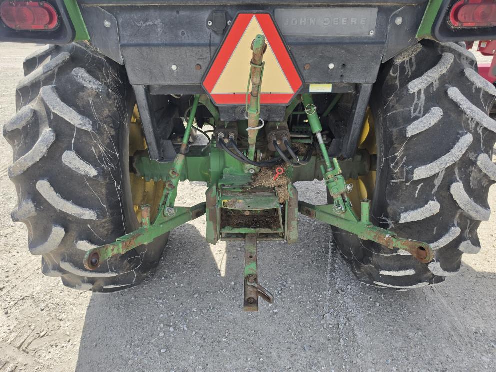 Image for 1992 John Deere 2355