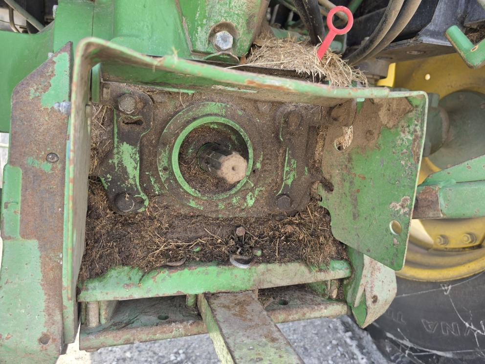 Image for 1992 John Deere 2355