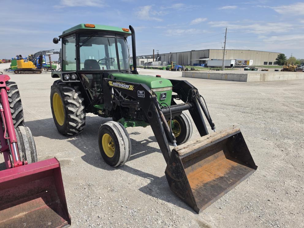 Image for 1992 John Deere 2355