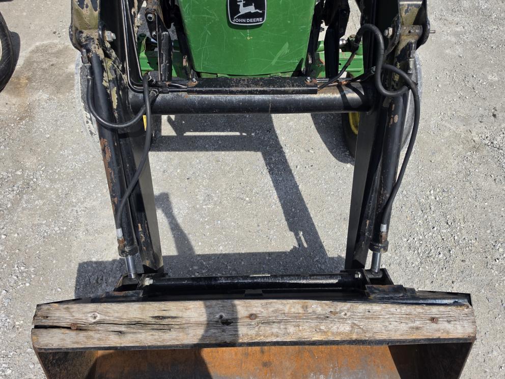 Image for 1992 John Deere 2355