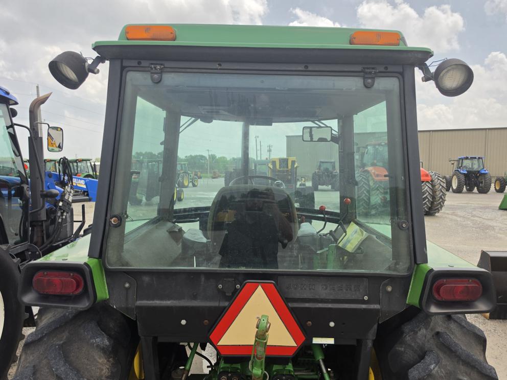 Image for 1992 John Deere 2355