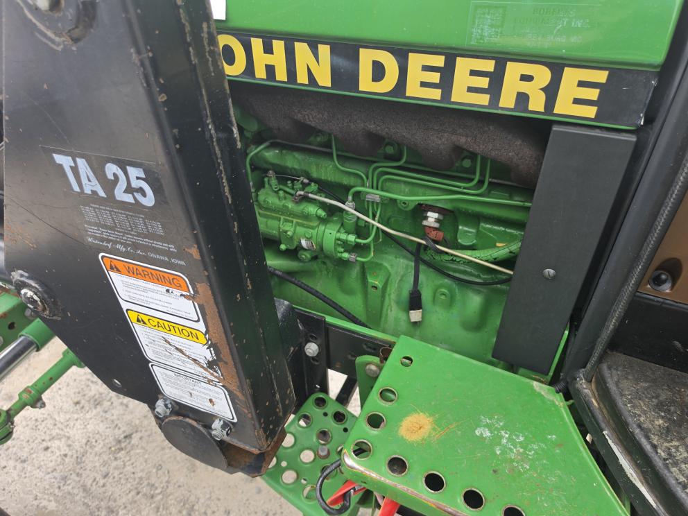 Image for 1992 John Deere 2355