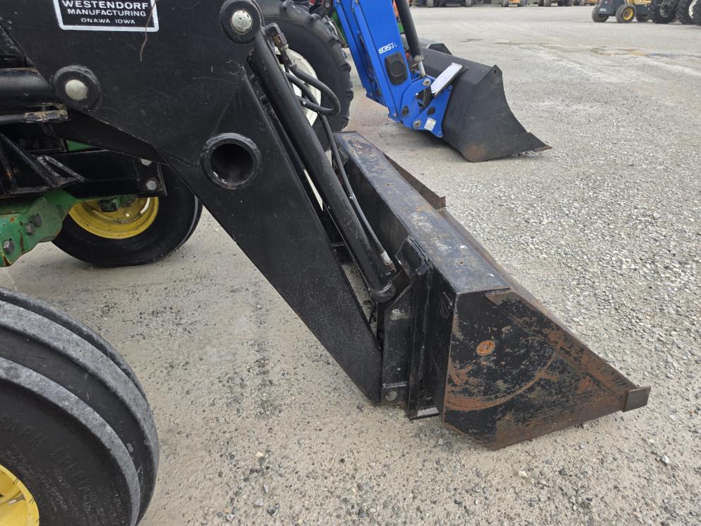 Image for 1992 John Deere 2355