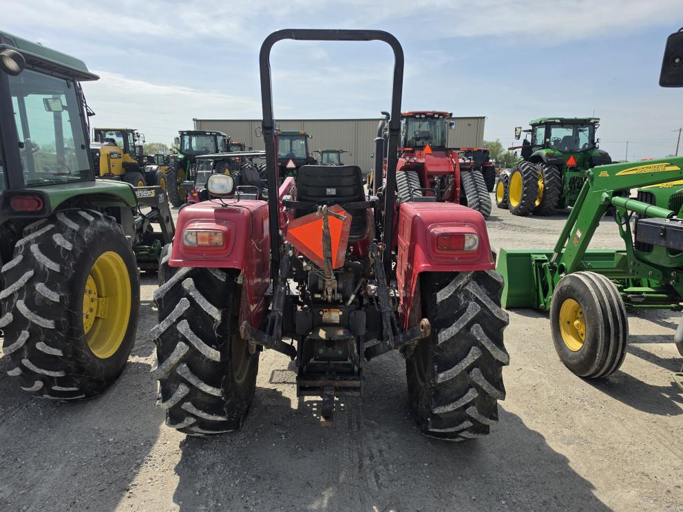 Image for 2003 Mahindra 6000