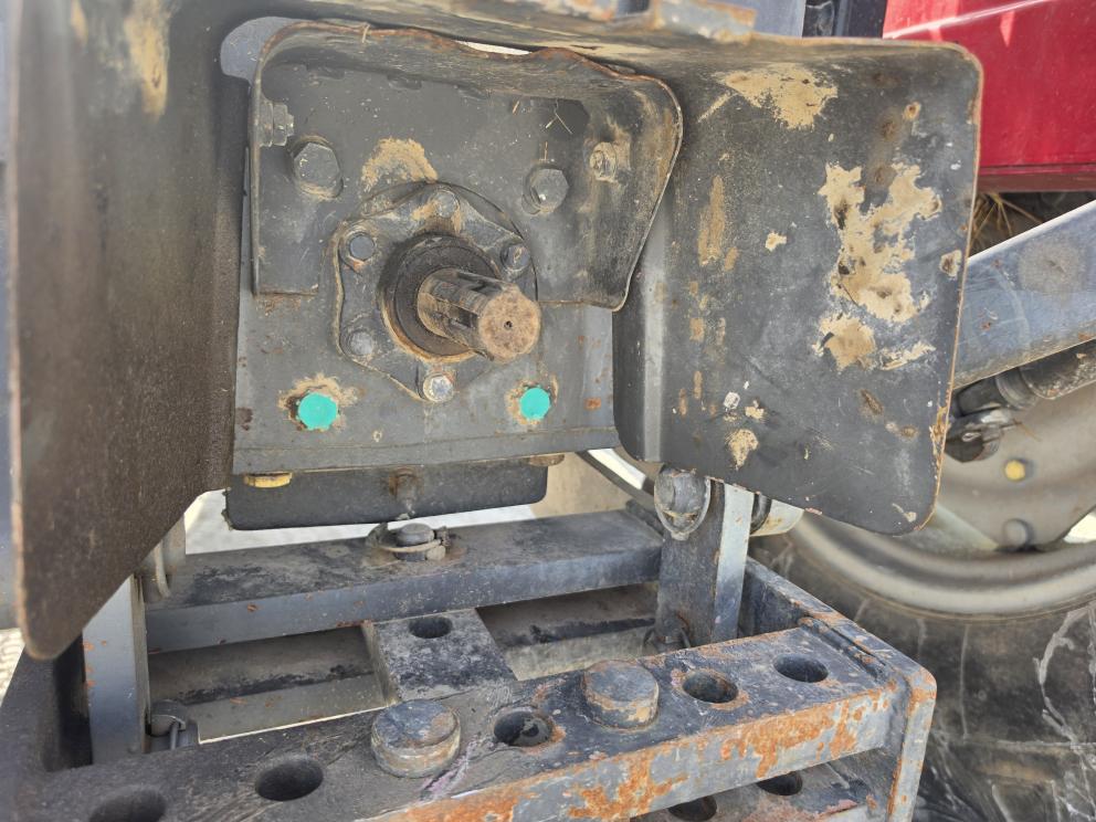 Image for 2003 Mahindra 6000