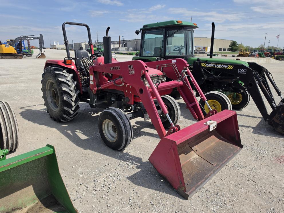 Image for 2003 Mahindra 6000