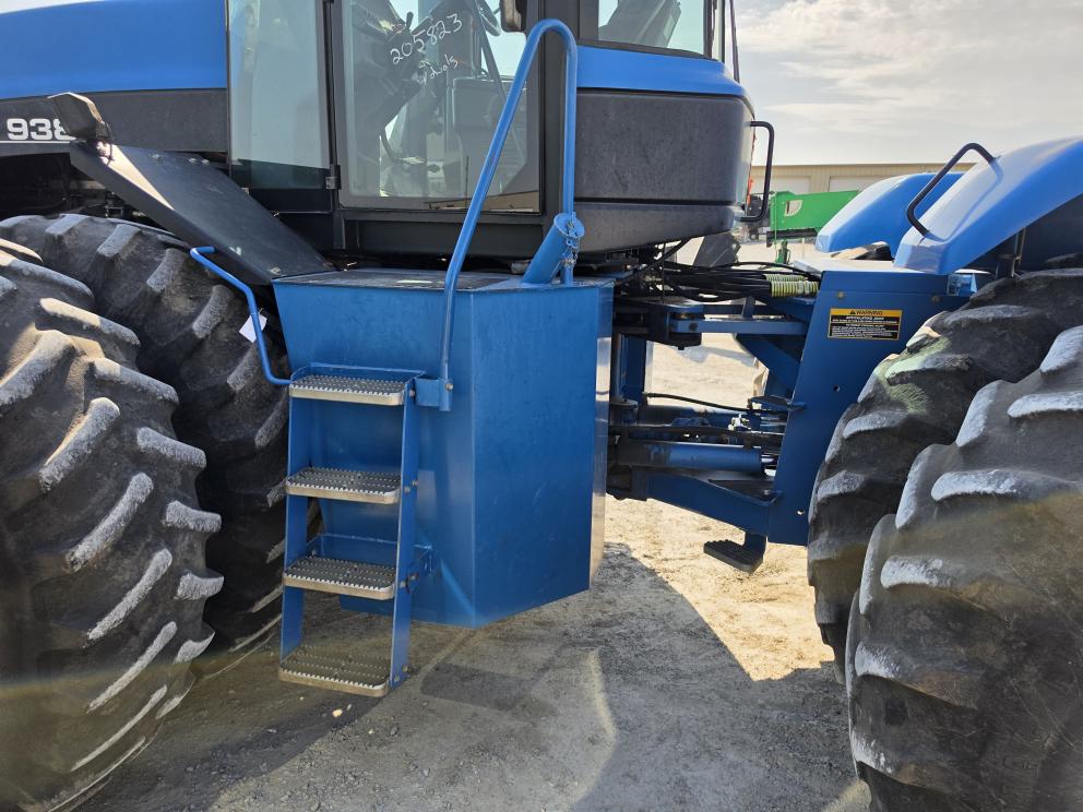 Image for 2000 New Holland 9384