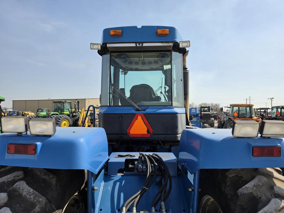 Image for 2000 New Holland 9384