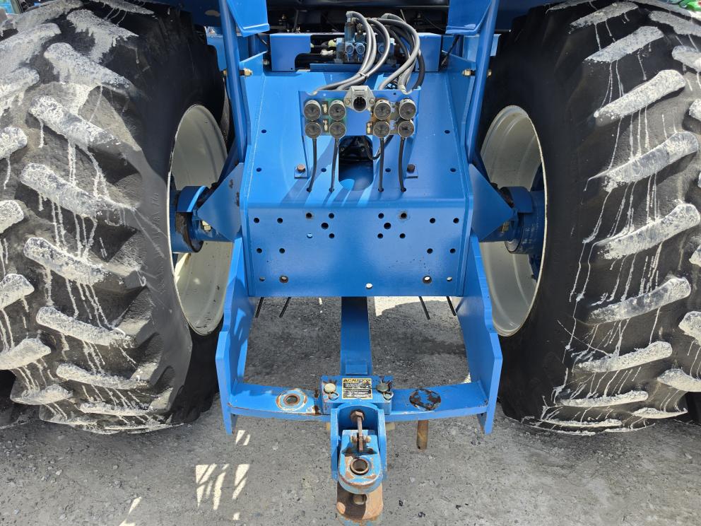 Image for 2000 New Holland 9384