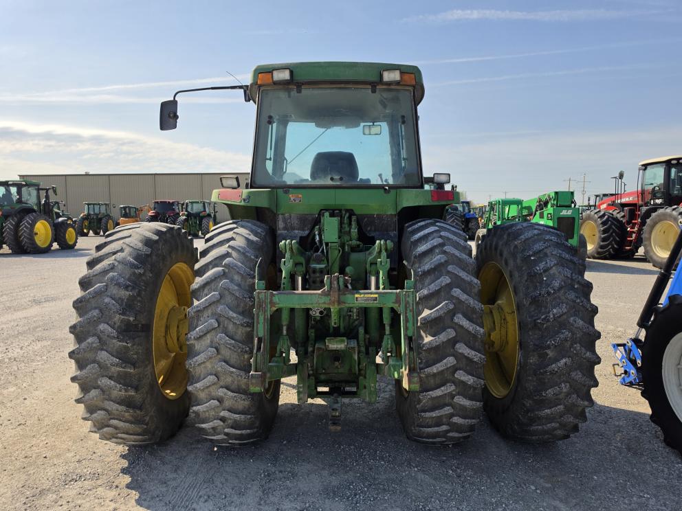 Image for 1994 John Deere 7700