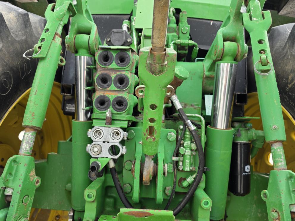 Image for 1994 John Deere 7700