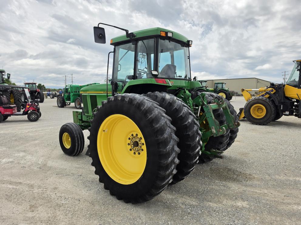 Image for 1994 John Deere 7700