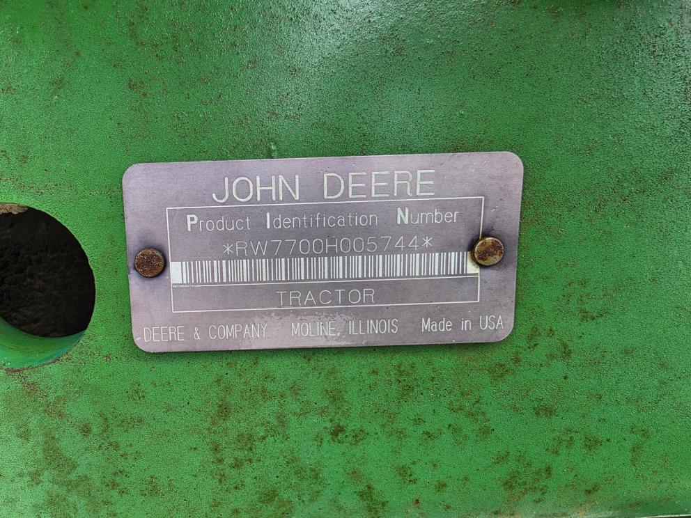 Image for 1994 John Deere 7700