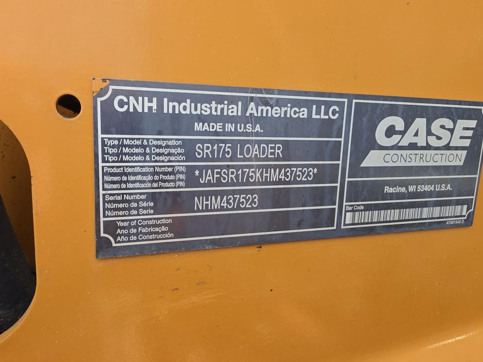 Image for 2017 Case SR175