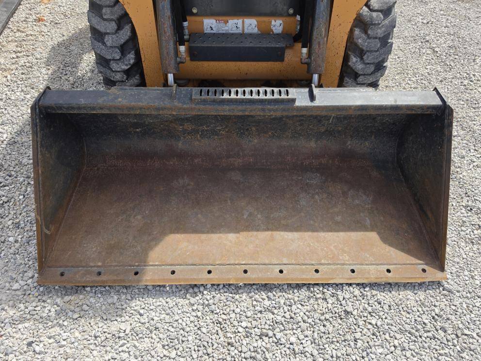 Image for 2017 Case SR175