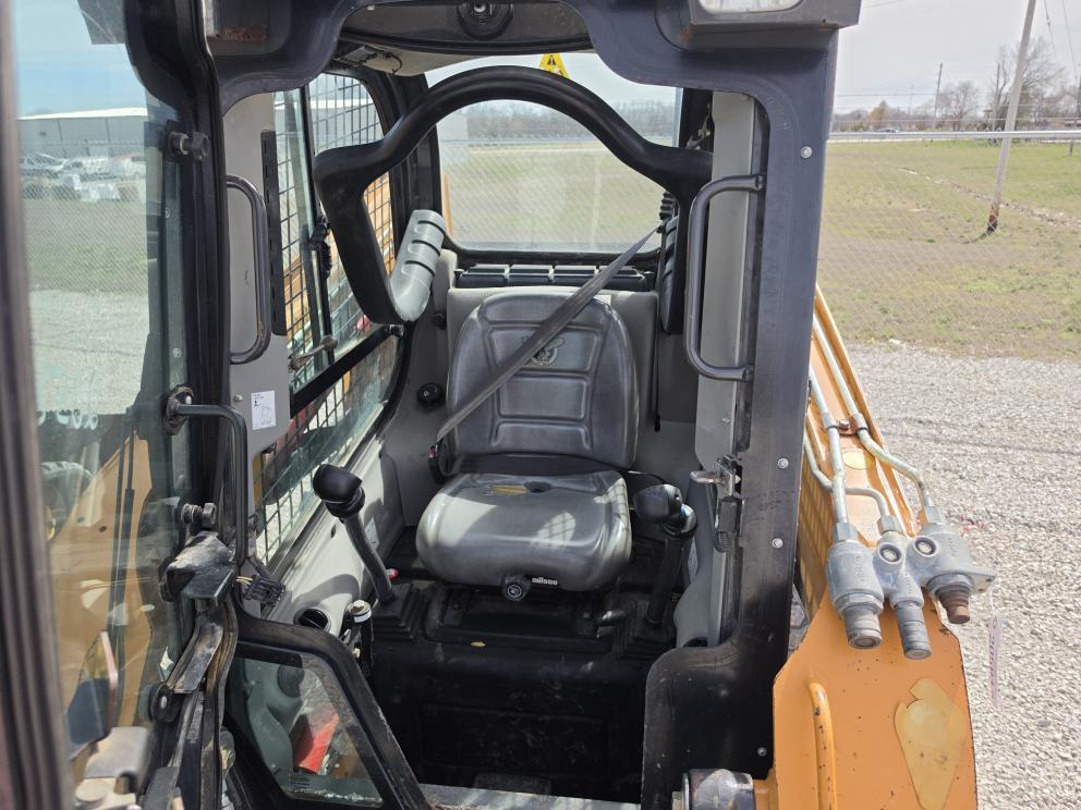 Image for 2017 Case SR175