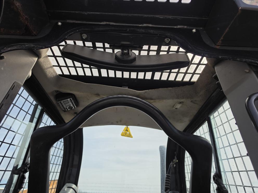 Image for 2017 Case SR175