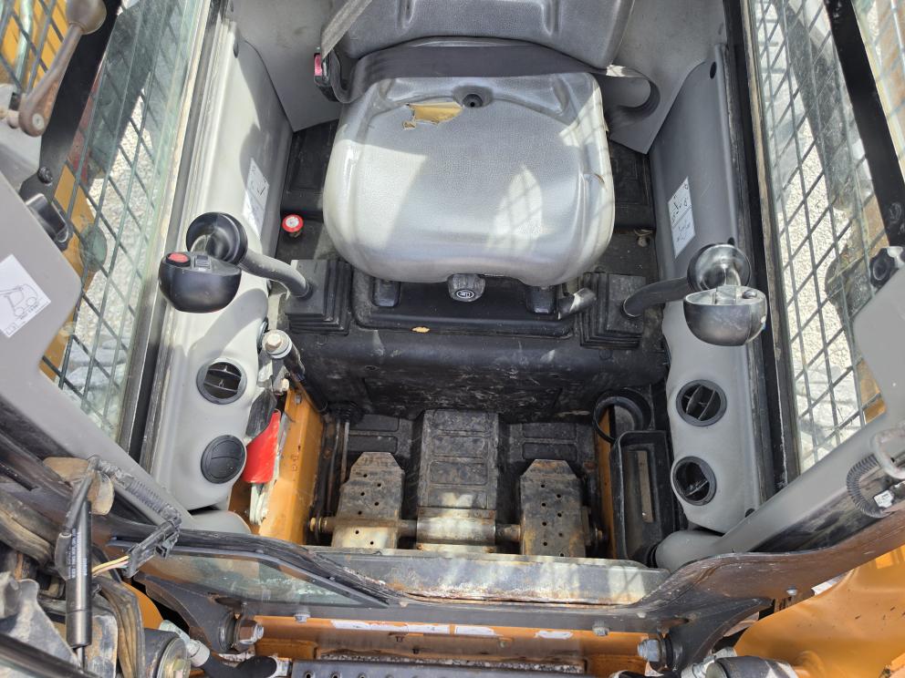 Image for 2017 Case SR175