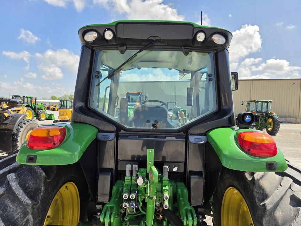 Image for 2020 John Deere 6110M