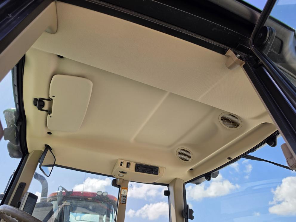 Image for 2020 John Deere 6110M