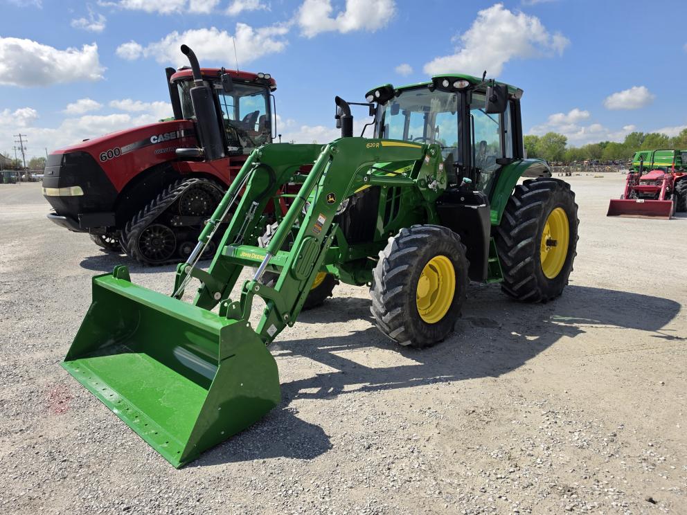Image for 2020 John Deere 6110M