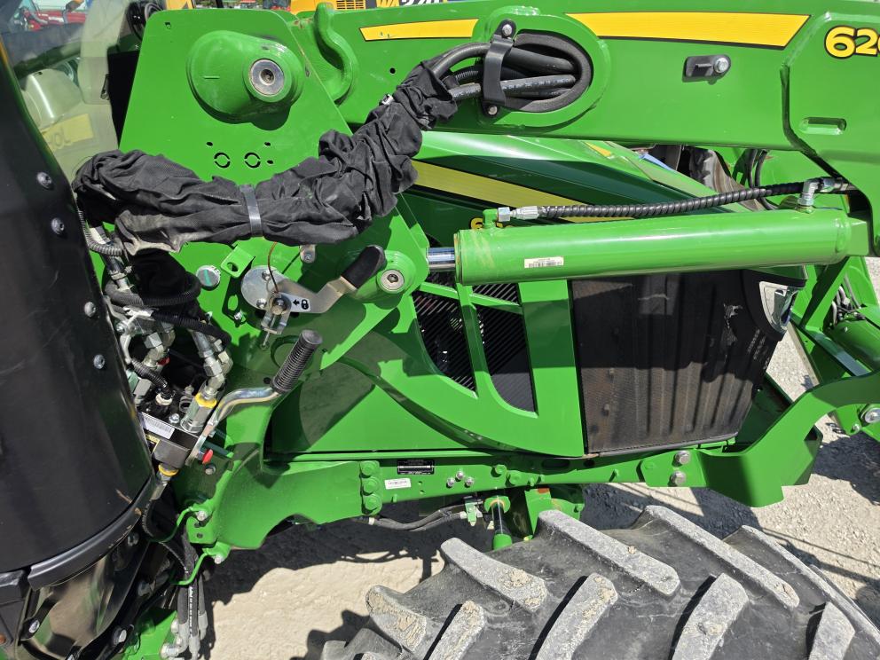 Image for 2020 John Deere 6110M