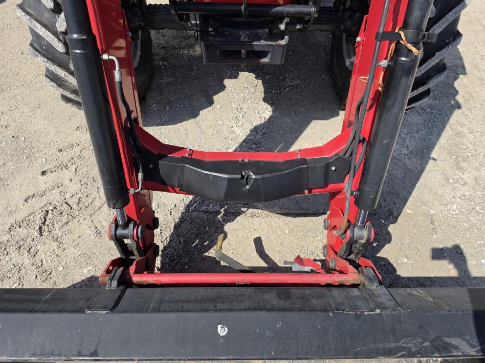 Image for 2016 MCCORMICK X6.420