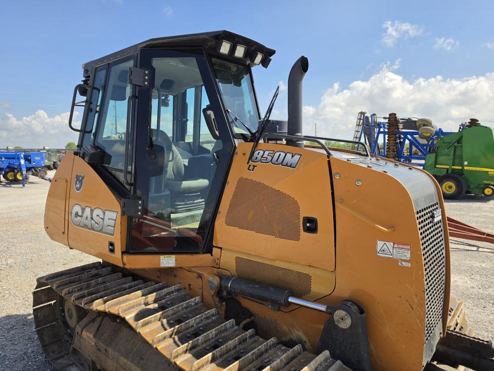 Image for 2014 Case 850M LT