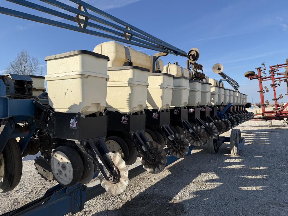 Image for Kinze 3650