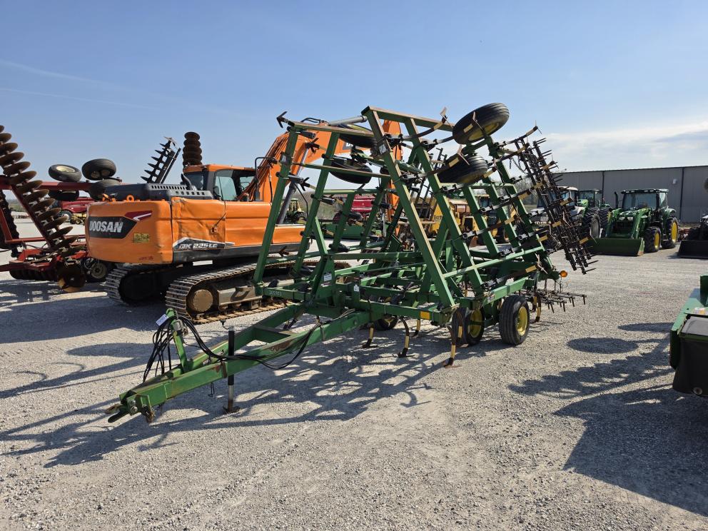 Image for 1998 John Deere 980