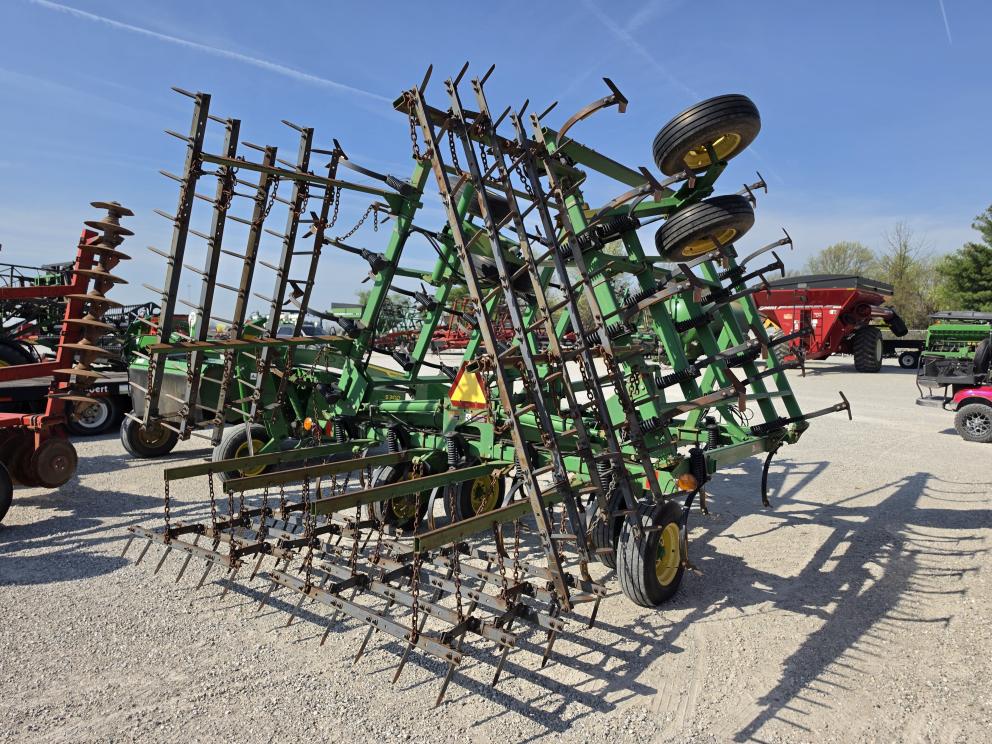 Image for 1998 John Deere 980