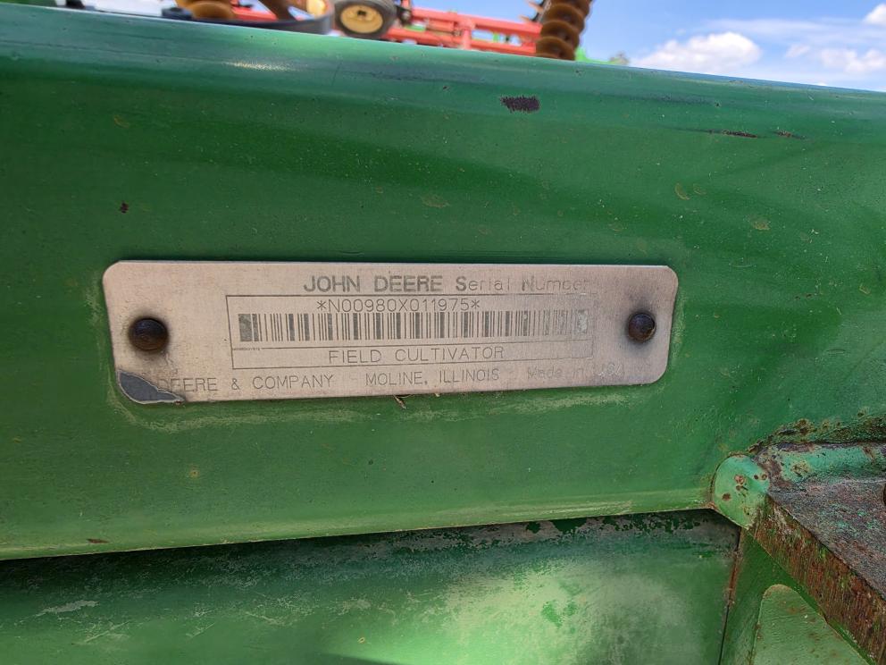 Image for 1998 John Deere 980