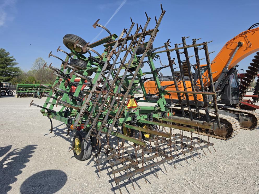 Image for 1998 John Deere 980